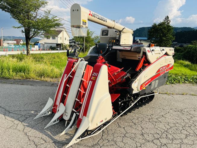 三菱 コンバイン 写真