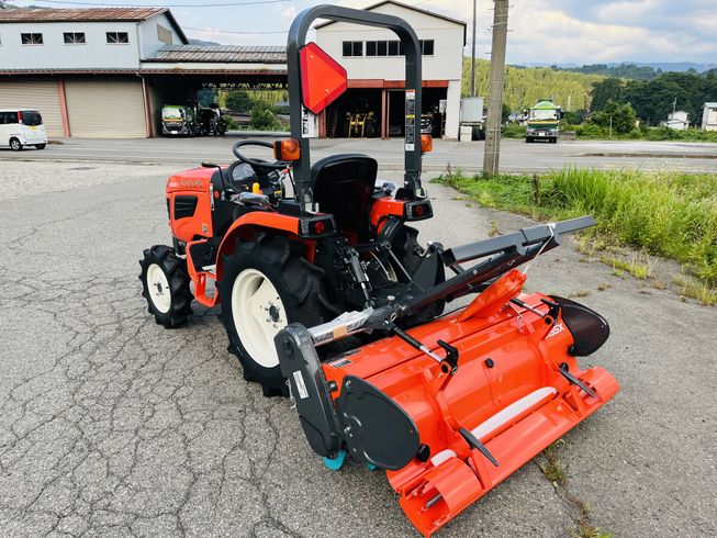 トラクター JB18XSPBSMAG 写真４