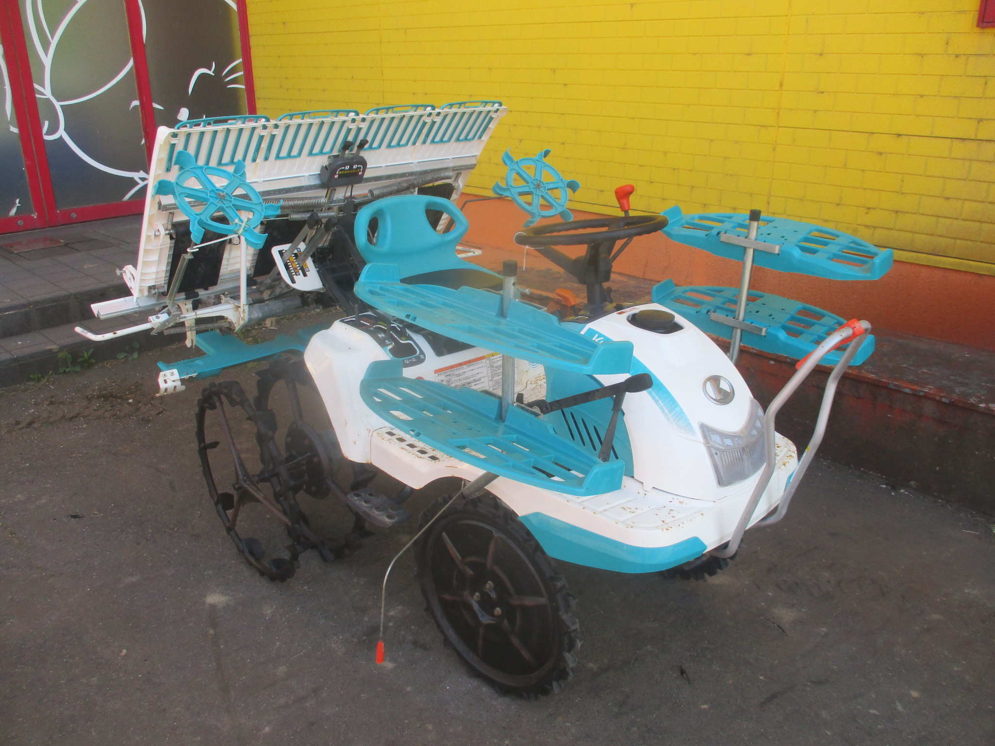 クボタ 田植機 写真