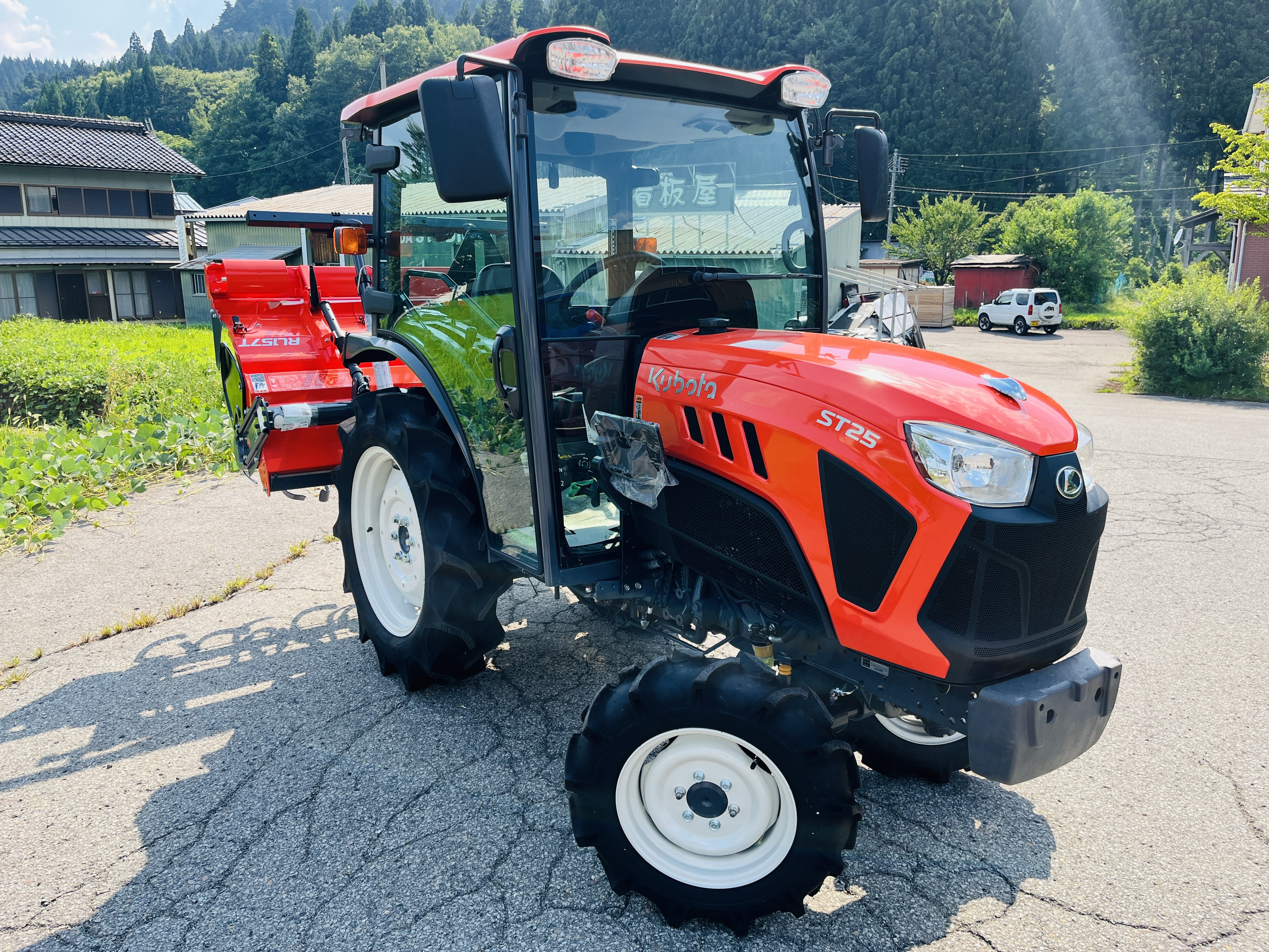 トラクター ST25QJ 写真２