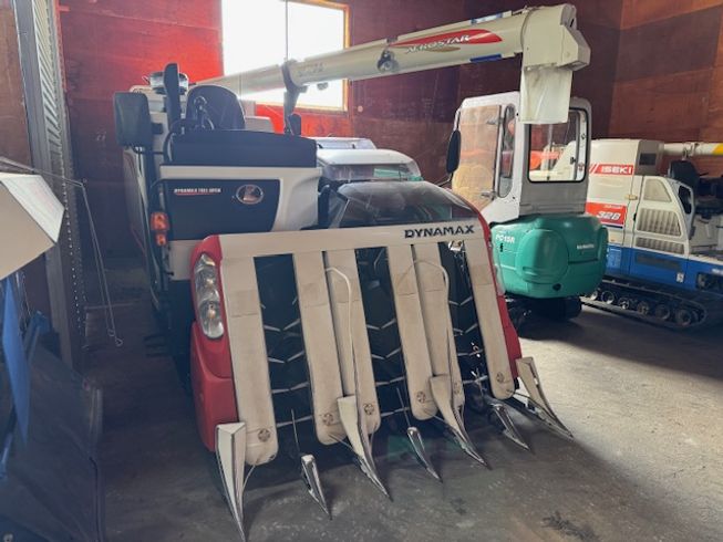 コンバイン ER698 SD4M 写真２