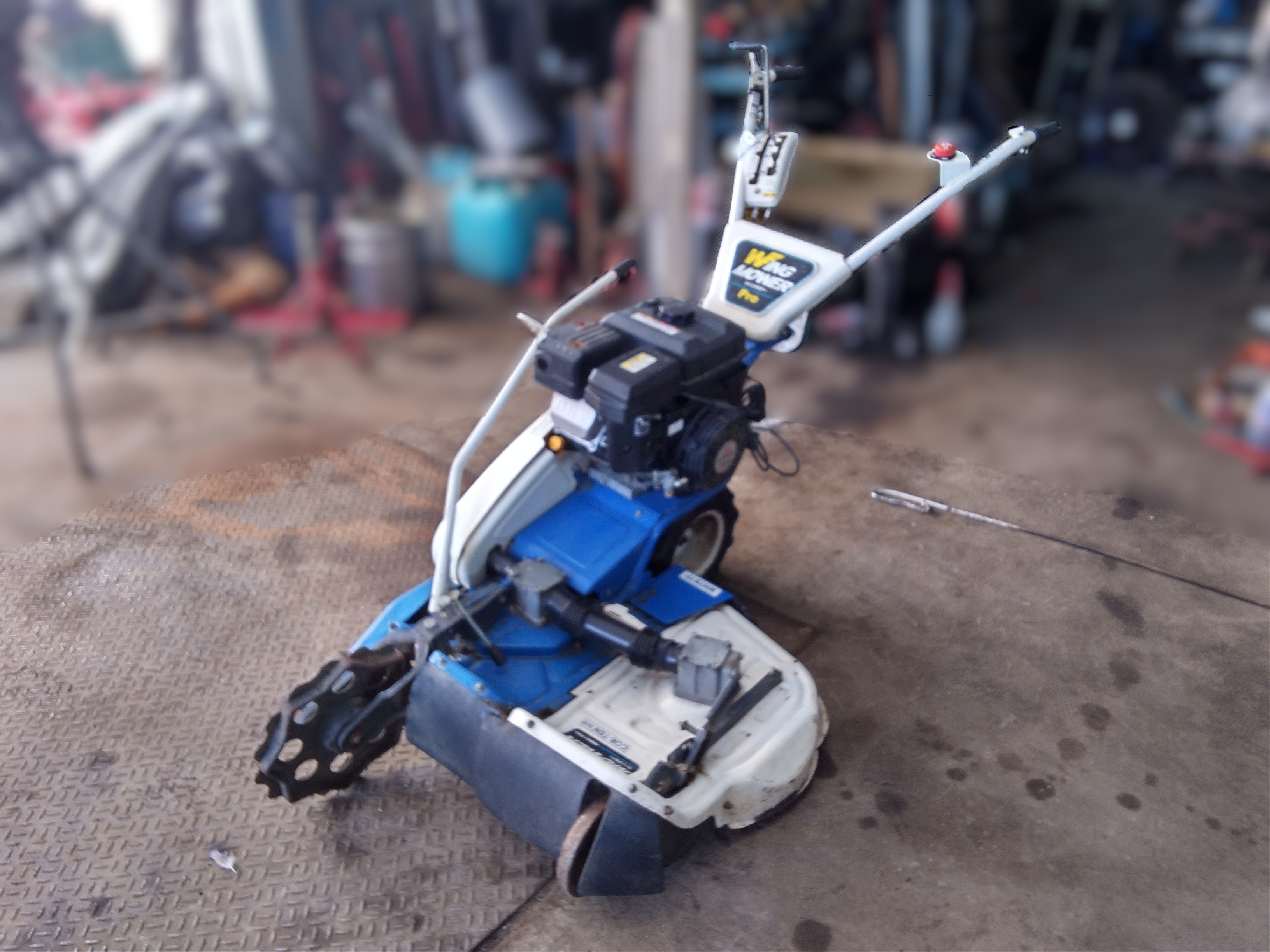 オーレック ウイングモア 写真