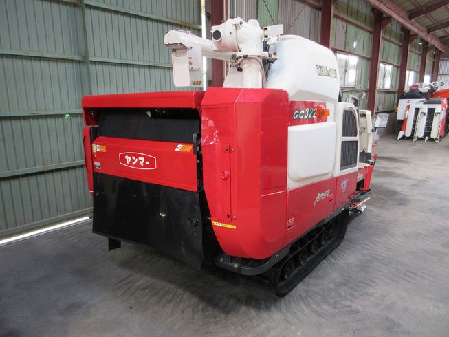 コンバイン GC322 写真６