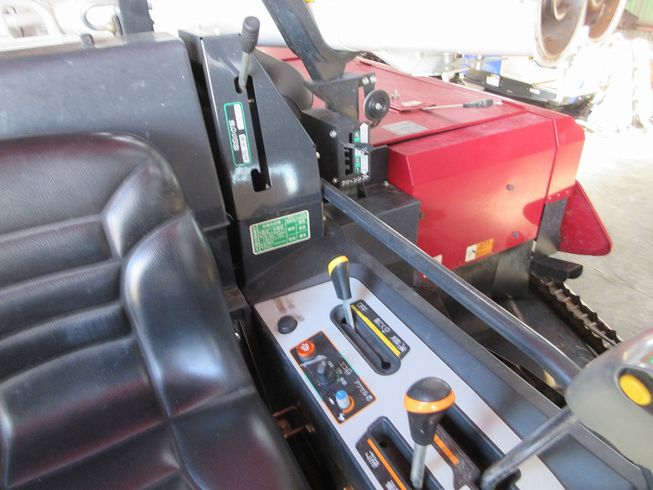 コンバイン YH448 写真７