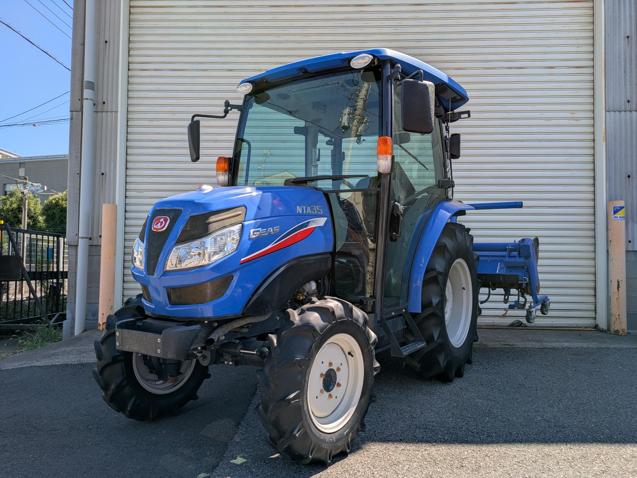 イセキ トラクター 写真