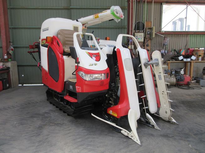 コンバイン AJ219 写真２