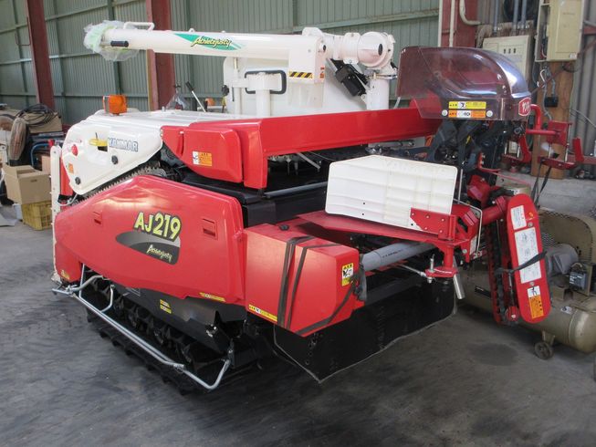 コンバイン AJ219 写真５