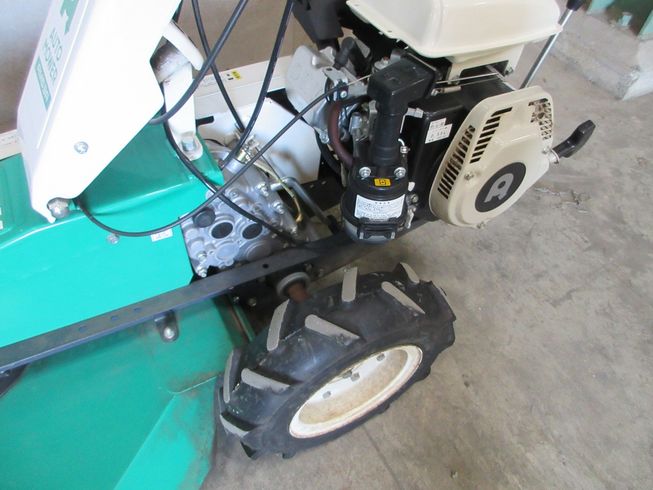 草刈機 AM63A 写真７