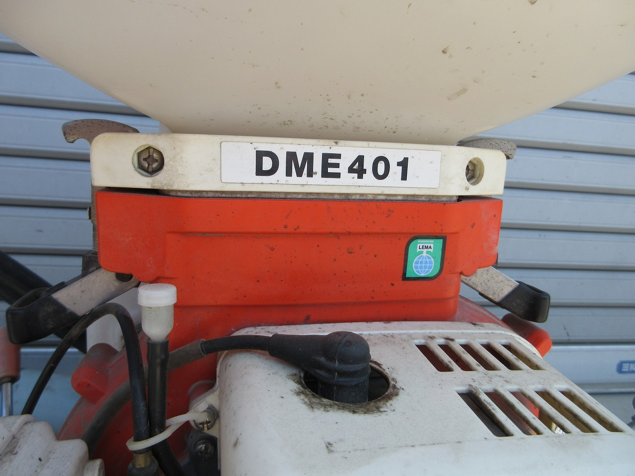 背負式動力噴霧機 DME401 写真７