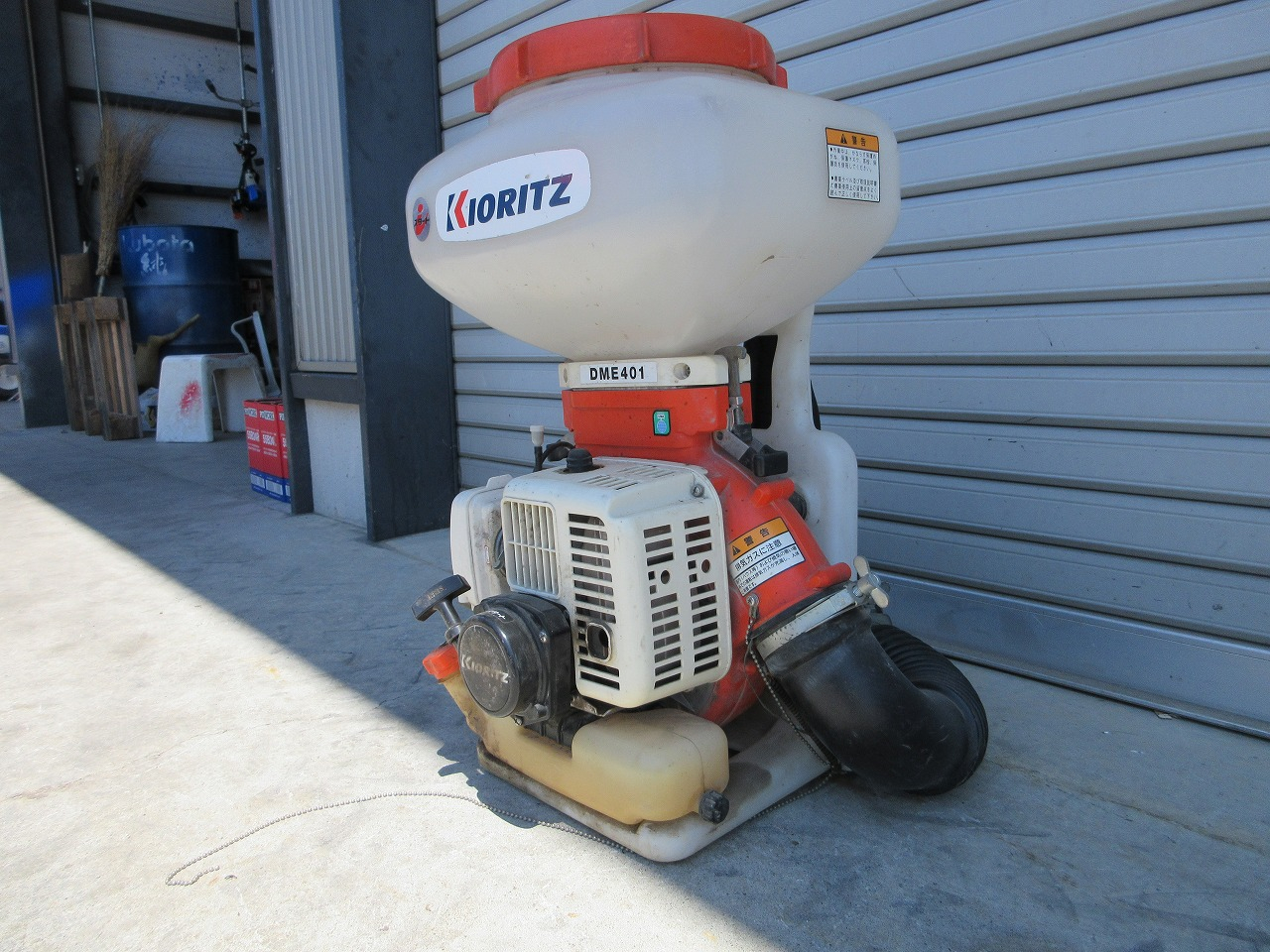 背負式動力噴霧機 DME401 写真３