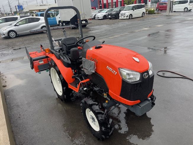 トラクター NB21-NMA 写真２