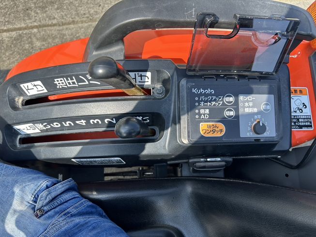 トラクター NB21SPMA 写真６