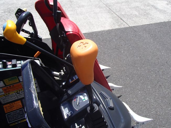 コンバイン YH211H 写真７