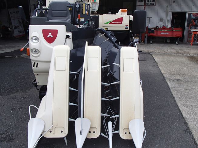 コンバイン V325-LYC 写真２