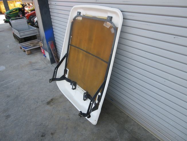 キャノピー 不明 写真５