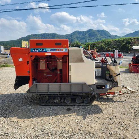 コンバイン SR16 写真４