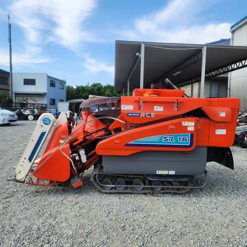 コンバイン SR16 写真２