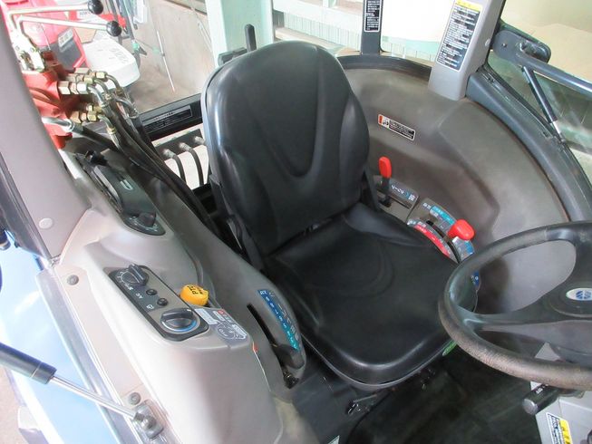 トラクター 2200KLFQBMANPP(KL415H) 写真７