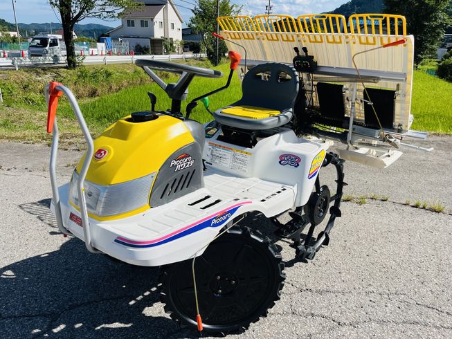 イセキ 田植機 写真