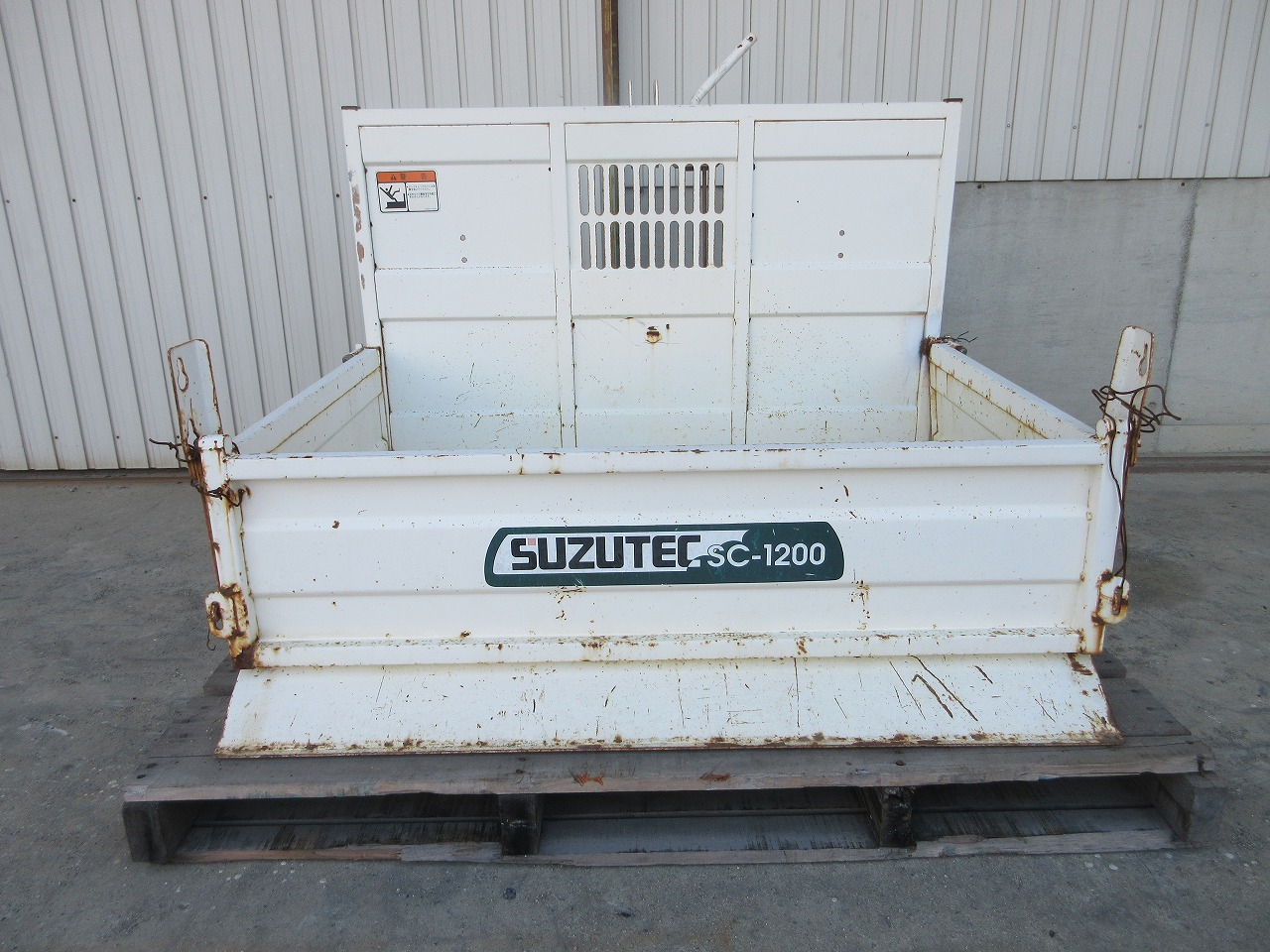 スズテック キャリアダンプ 写真