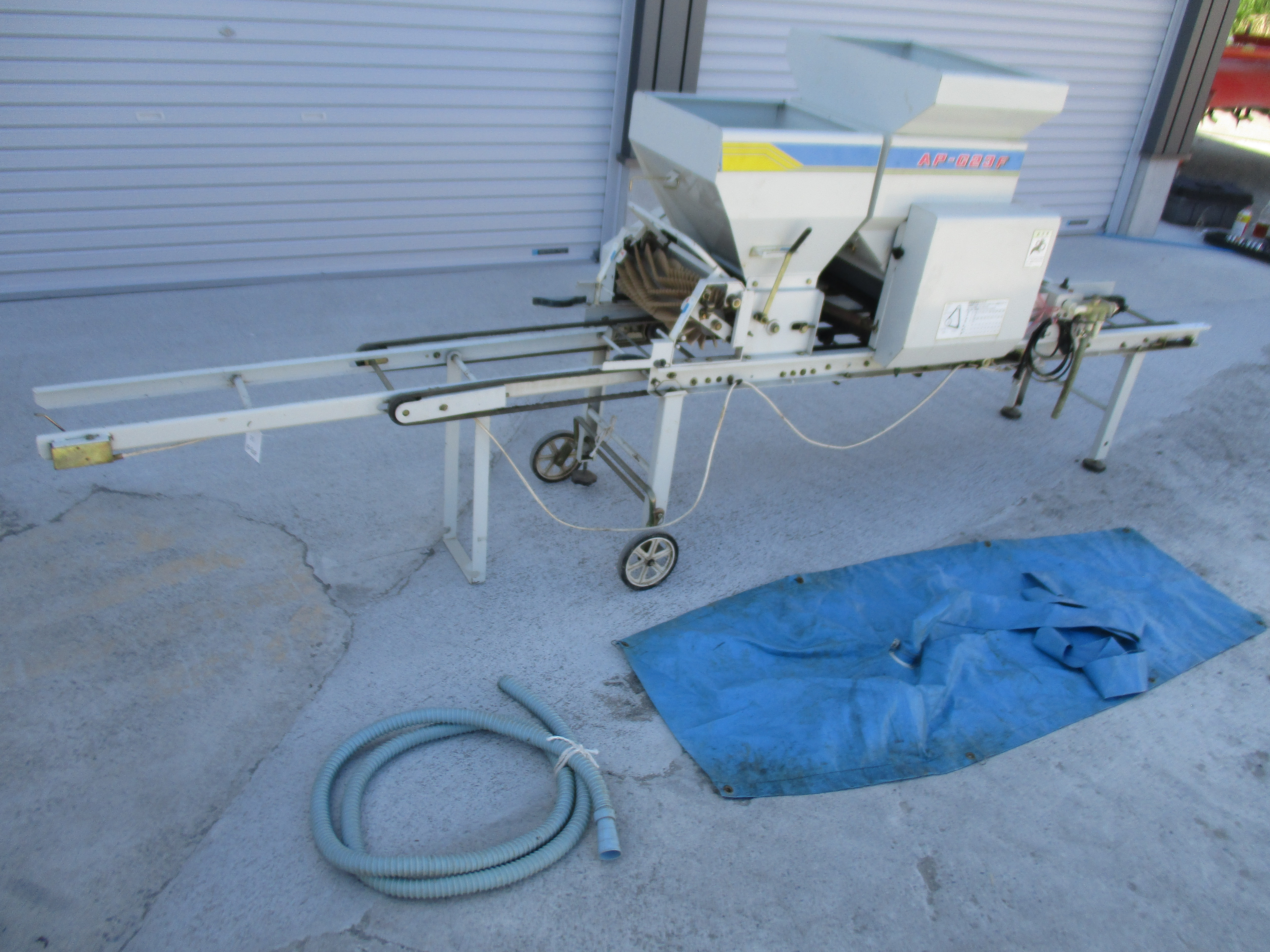 石井製作所 播種機 写真