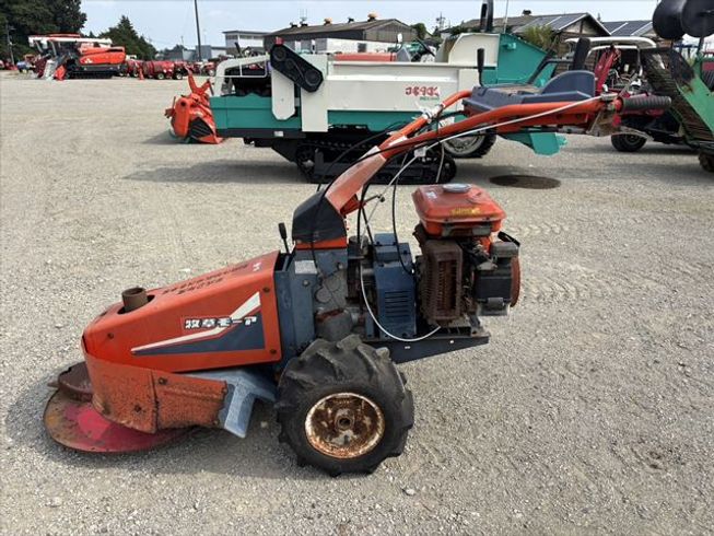 牧草モア BT85 写真２