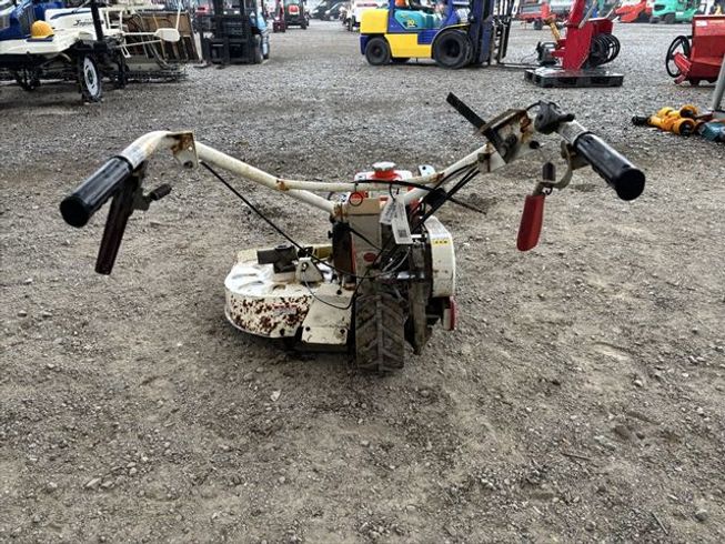 草刈機 MGC702D 写真３