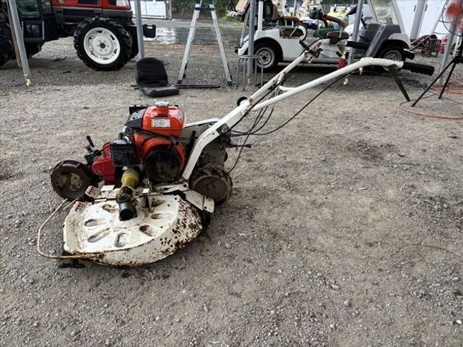 草刈機 MGC702D 写真２