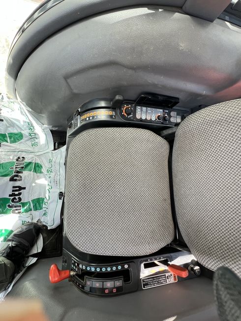 トラクター KL30FQBMARF7　ｱﾜｰ781HR 写真10