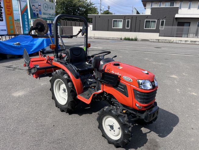 トラクター Ｂ１７ＸＢＳＭＡＧ　ＲＳ１３Ｘ 写真２