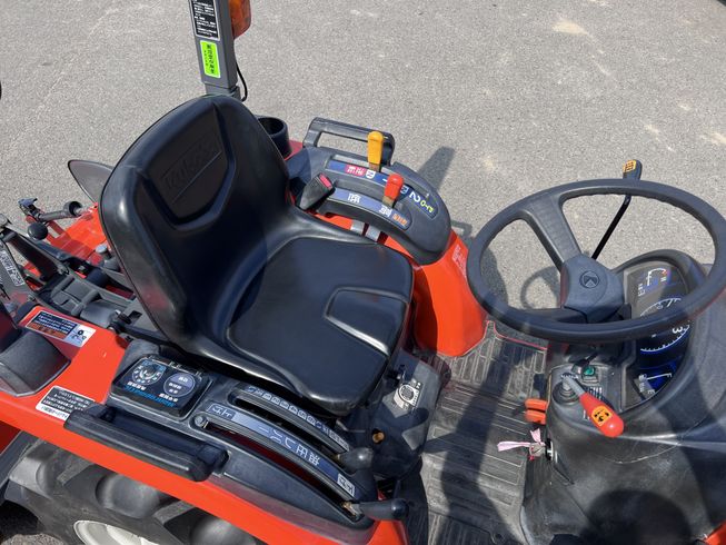 トラクター Ｂ１７ＸＢＳＭＡＧ　ＲＳ１３Ｘ 写真６