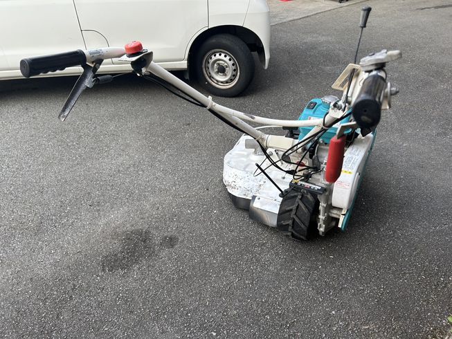 草刈機 GC702RD 写真４