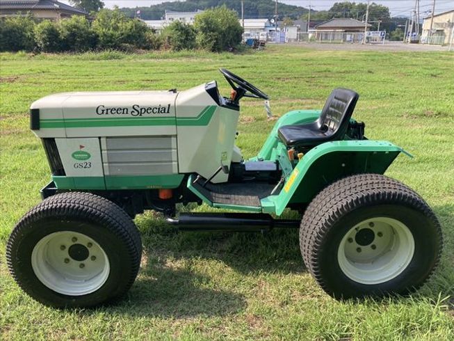 スポーツトラクター GS23 写真４