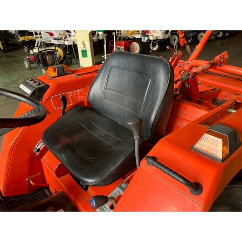 トラクター L1-235 写真６