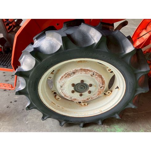 トラクター L1-235 写真７