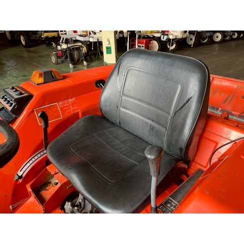 トラクター L1-235 写真６