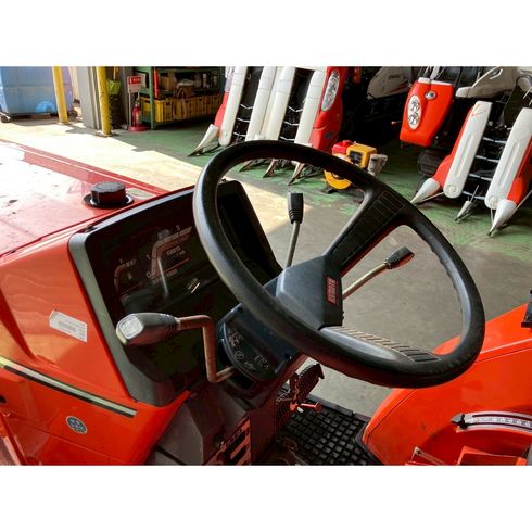 トラクター L1-235 写真５