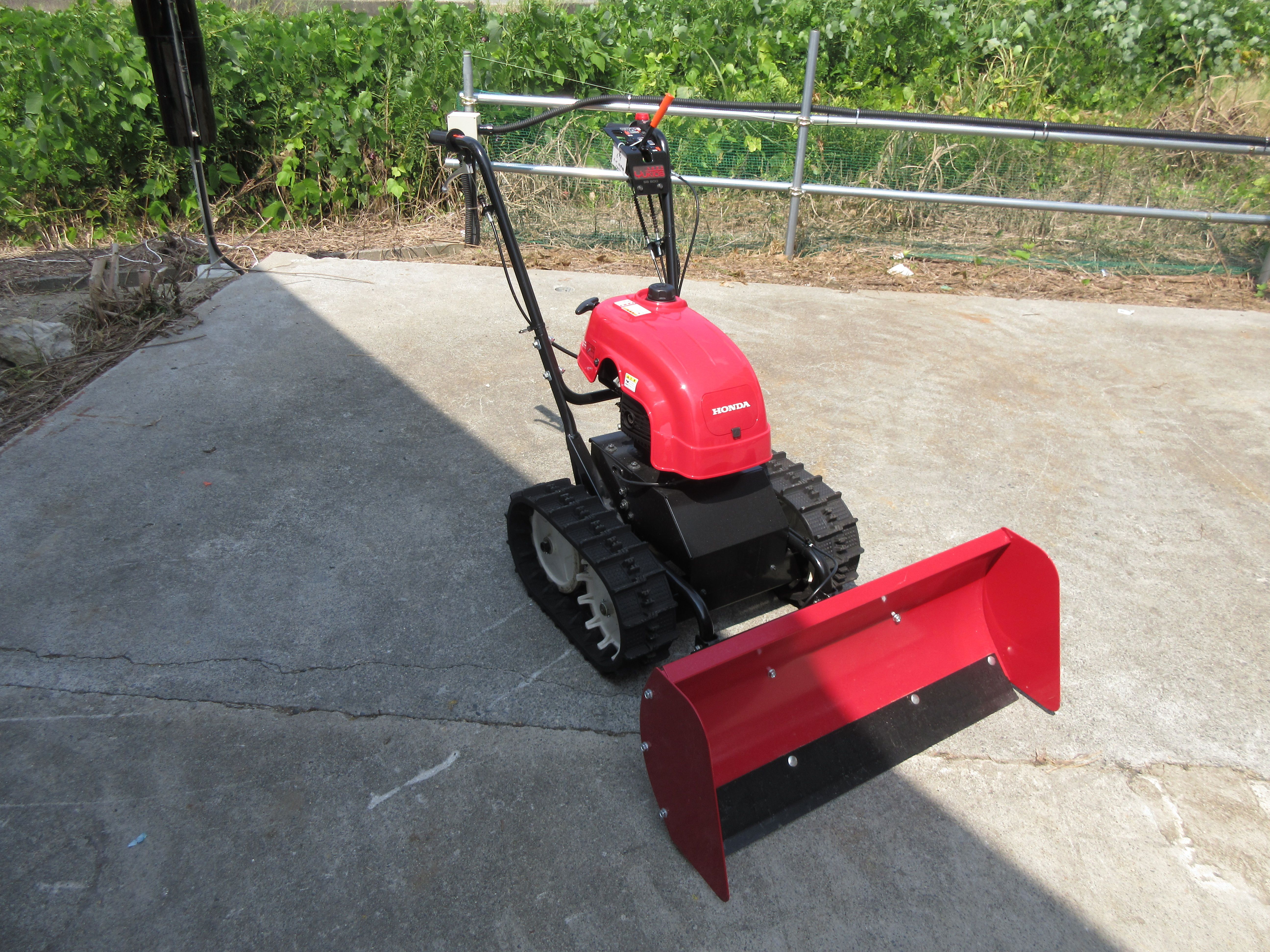 ホンダ 除雪機 写真