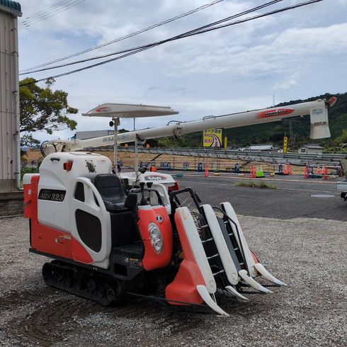 コンバイン ARN323GDXMW 写真３