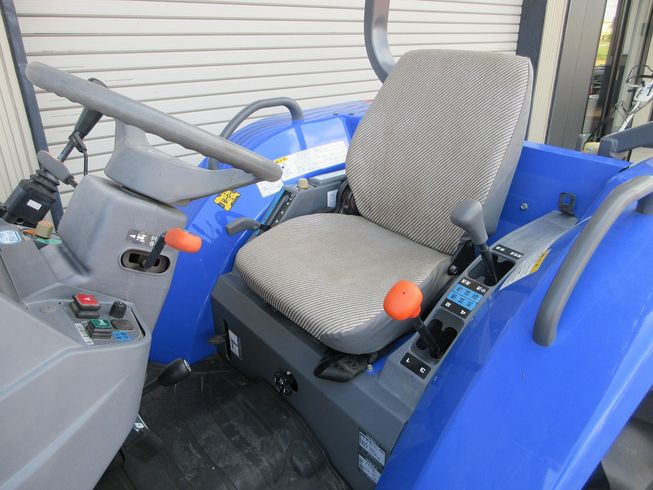 トラクター ATK250-U+フロントローダー 写真９