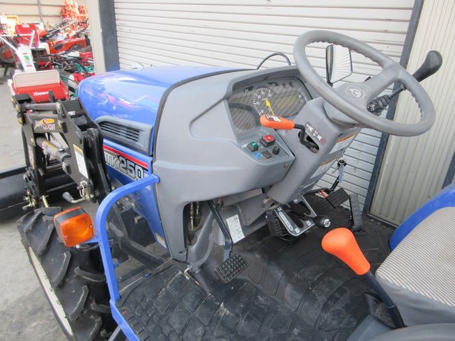 トラクター ATK250-U+フロントローダー 写真８