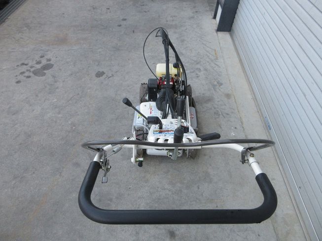 畦草刈機 SP850A 写真５