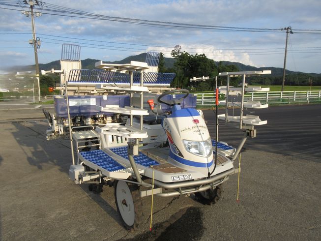 イセキ 田植機 写真