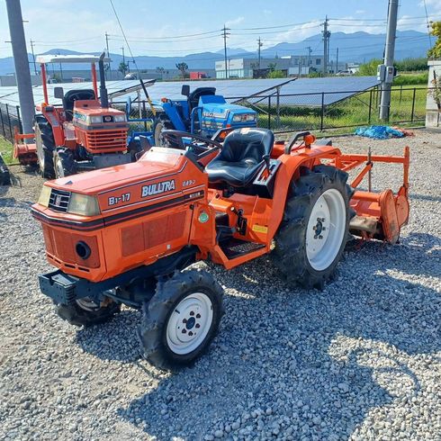 クボタ トラクター 写真