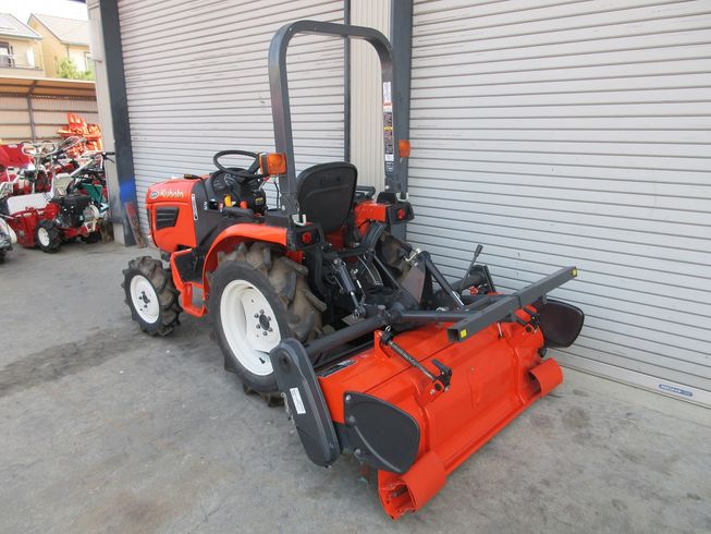 トラクター B17X-BSMAG 写真５