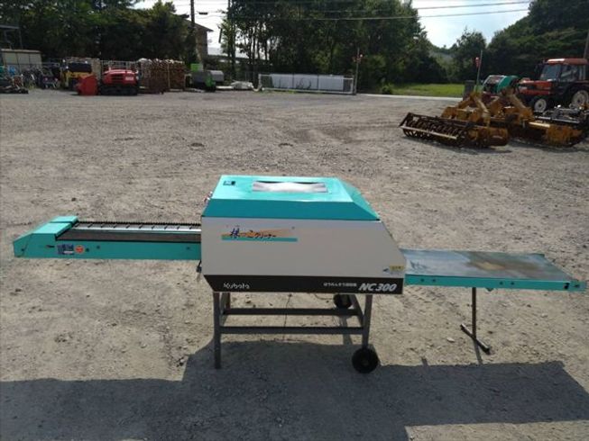 ほうれん草調整機 NC300 写真４