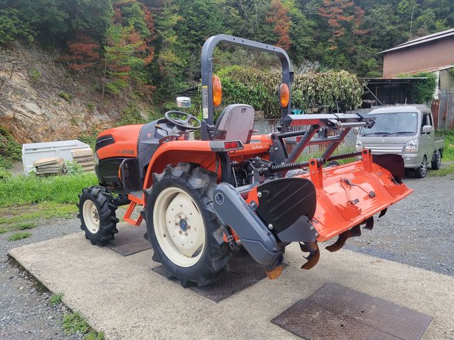 トラクター KL24R 写真３