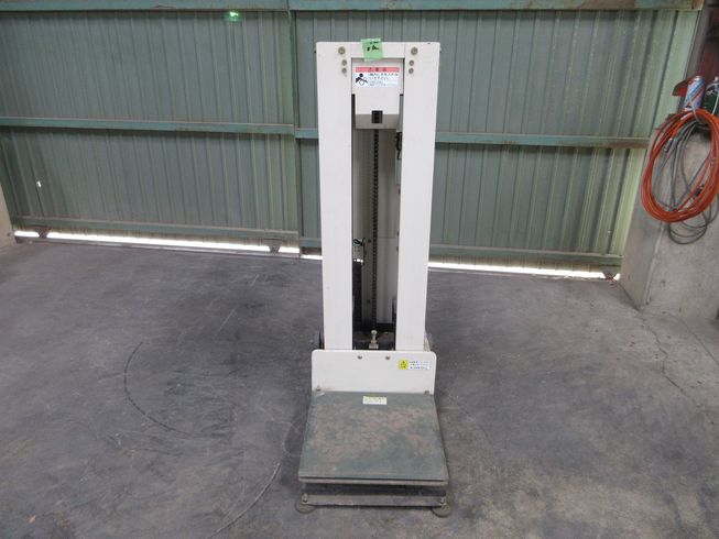 米袋用昇降機 LU-35 写真３