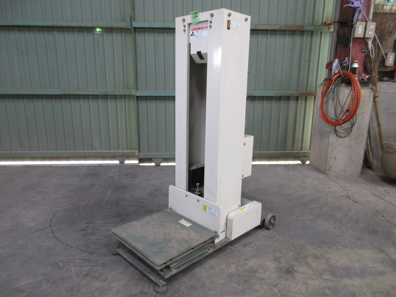 タイガーカワシマ 米袋用昇降機 写真