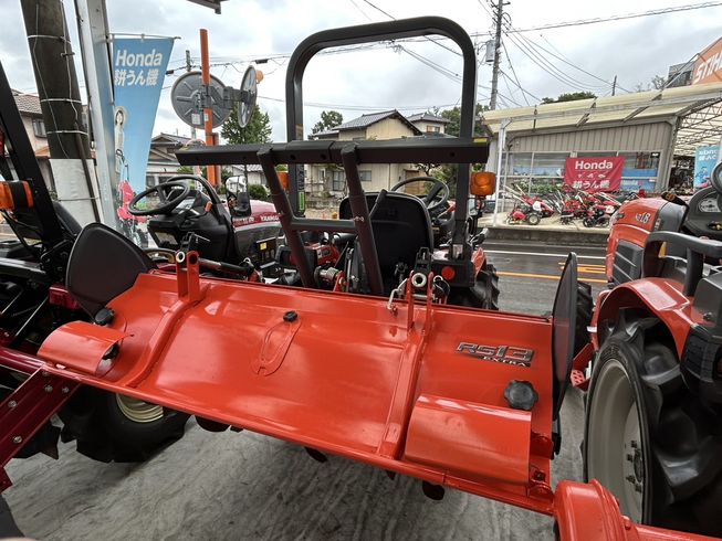 トラクター B17XBSMAG 写真４